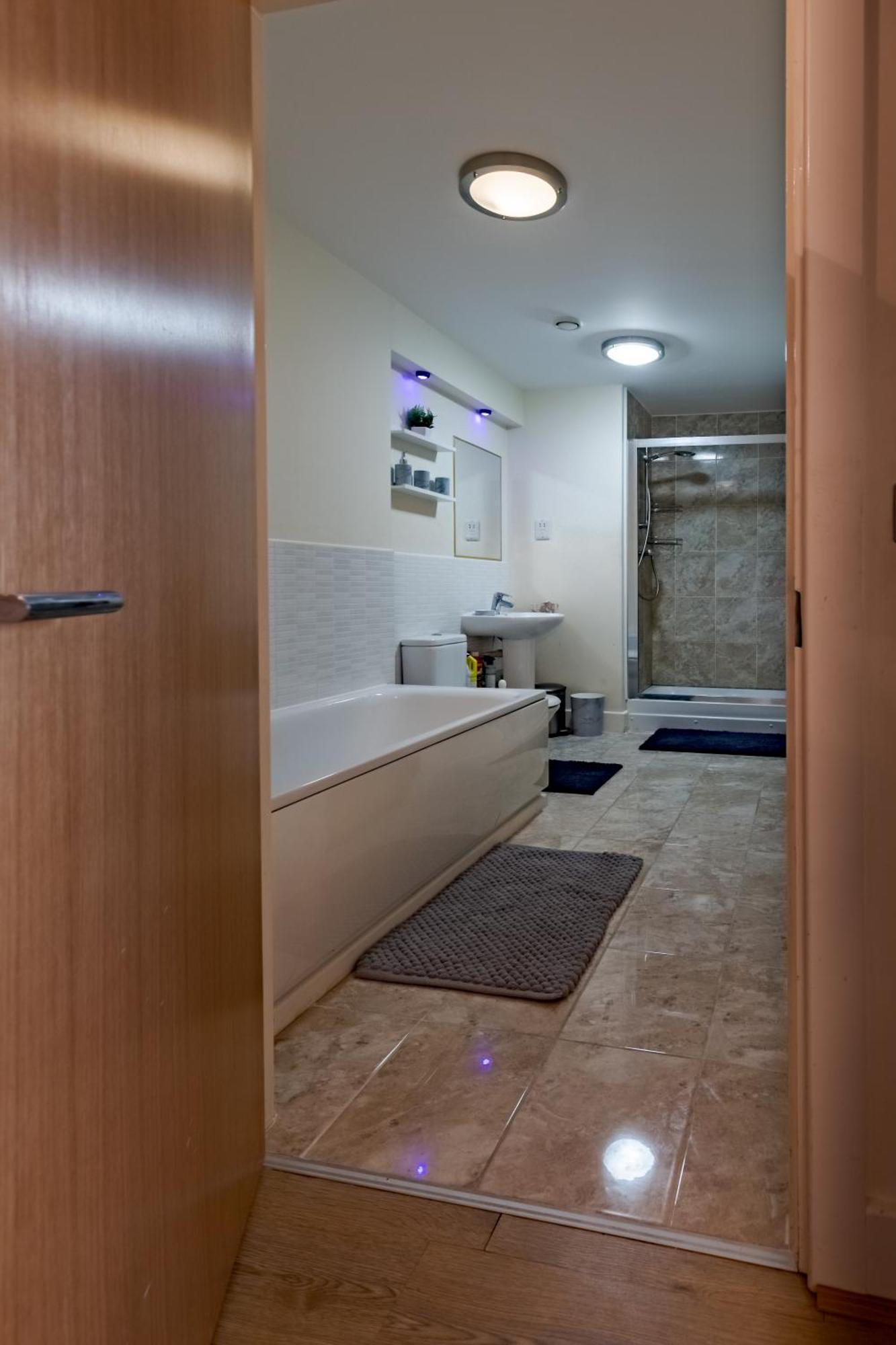 Casa Maroon I Comfy I Quiet I Home Away From Home Бирмингем Экстерьер фото